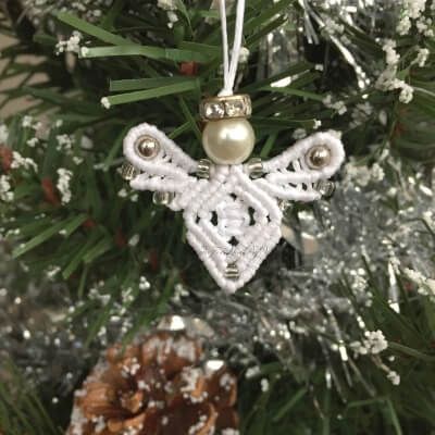 Macrame Christmas Tree Ornaments, Angel Ideas, Xmas Market, Macrame Ornaments, Christmas Macrame, Macrame Angel, Macrame Christmas Tree, Sewing Christmas Gifts, Sewing Christmas