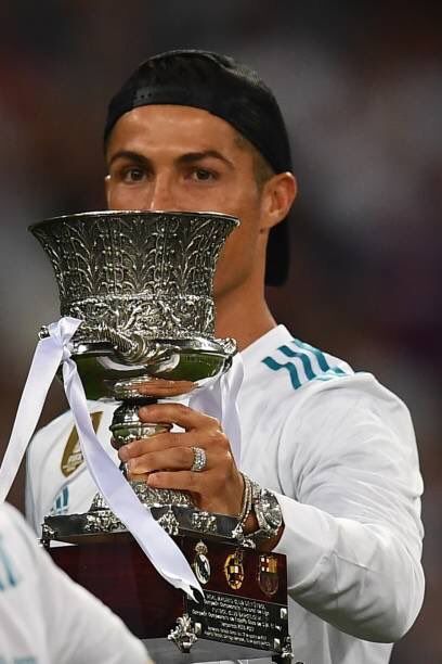 cristiano ronaldo holding spanish super cup 2017 Football Is Life, Cristiano Ronaldo, Ronaldo, Festival Captain Hat, Captain Hat, Football, Quick Saves, American Football