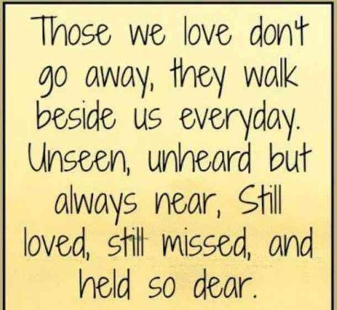 20 Beautiful Quotes For People Missing Their Moms On Mother's Day In Memoriam Quotes, Missing Mom Quotes, Beautiful Mothers Day Quotes, Rest In Peace Quotes, Memory Words, Sympathy Quotes, Brother Quotes, Inner Peace Quotes, Birthday Quotes Funny