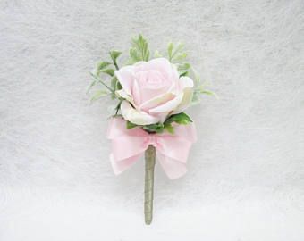 Corsage Light Pink, Peach Corsage, Rose Corsage Wedding, Pink Rose Corsage, Wedding Wristlets, White Rose Boutonniere, Peach Peony, Suit Pocket, Peony Bud