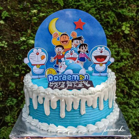 Doraemon Cake, Cartoon Birthday Cake, Boys 1st Birthday Cake, Unicorn Images, Disney Cake, Cake Tart, Cartoon Birthday, Decorating Frosting, Cake Topper Printable