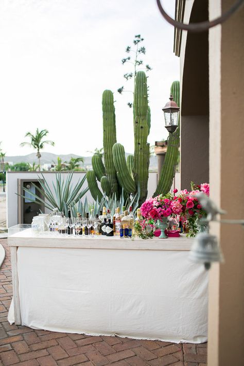 Mexico Wedding Party, Party In Mexico, Backyard Wedding Pool, Bougainvillea Wedding, Hot Pink Party, Pool Wedding, Floral Birthday Party, Gorgeous Birthday, Fiesta Wedding