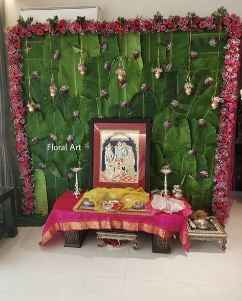 Banana Leaves Decoration Pooja, Banana Leaf Decoration For Pooja, Puja Decoration Ideas, Leaf Decoration Ideas, Leaves Backdrop, Leaf Decor Wedding, Puja Decoration, Puja Decor, Mehendi Night