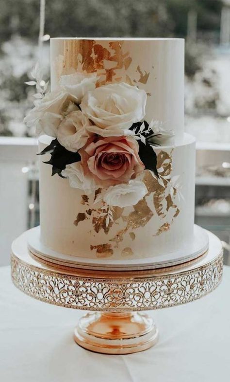 The 50 Most Beautiful Wedding Cakes Most Beautiful Wedding Cakes, Foil Cake, Cake With Flowers, Pretty Wedding Cakes, Wedding Cakes Elegant, Wedding Cake Ideas, Lace Wedding Cake, Floral Wedding Cakes, Chocolate Wedding Cake