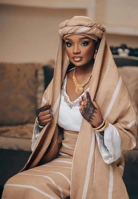 Hausa Bride, Gele Styles, Nigerian Outfits, African Traditional Wedding Dress, Nigerian Lace Styles Dress, Nigerian Bride, African Wedding Attire, African Bride, Traditional Wedding Attire