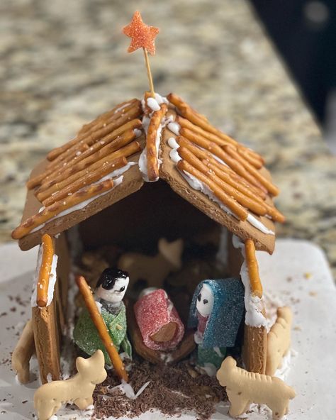 It’s such a fun way to share the true meaning of CHRISTMAS with my kids 👩‍👧‍👧 Gram Cracker Gingerbread House, Gingerbread Nativity, Jesus Birthday Cake, Gingerbread House Craft, Gingerbread Castle, Cool Gingerbread Houses, The True Meaning Of Christmas, Gingerbread House Parties, Gingerbread House Designs