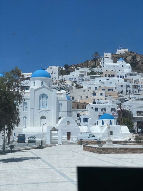 Ios Greece Ios Greece Aesthetic, White Greece Aesthetic, Greece Blue Aesthetic, Greece Ios, Blue Greece Aesthetics, Ios Greece, Santorini House, Greece Blue And White Buildings, Beach Week