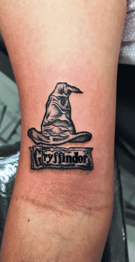 Sorting Hat Tattoo Design Images (Sorting Hat Ink Design Ideas) Harry Potter Sorting Hat Tattoo, Sorting Hat Tattoo, Hat Tattoo Design, Hat Tattoo Ideas, Hat Tattoo, Harry Potter Sorting, Harry Potter Sorting Hat, Potter Tattoo, Harry Potter Tattoo