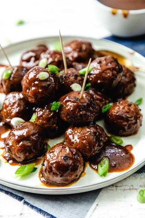 Balsamic Honey Meatballs - Mr. Farmer's Daughter Balsamic Glazed Meatballs, Gluten Free Meatball Appetizers, Honey Bbq Meatballs, Honey Meatballs, Balsamic Meatballs, Appetizers Meatballs, Cranberry Almond Chicken Salad, Galentines Ideas, Lemon Meringue Cookies