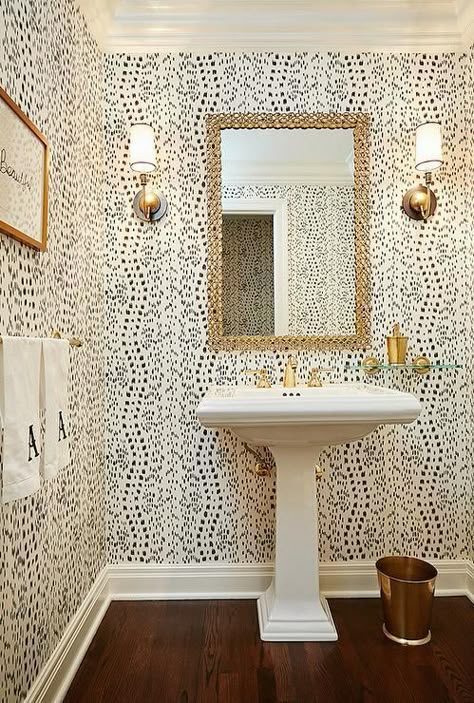 Want to give a custom look to your powder bath? Add wallpaper to the entire room or as an accent wall for a fresh update. Wallpaper Powder Room, Small Bathroom Wallpaper, Powder Room Sink, Powder Room Wallpaper, Bad Inspiration, Powder Room Design, Powder Room Small, Pedestal Sink, Powder Rooms