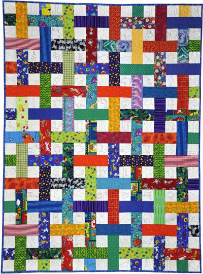 Here are 50 free patterns for lattice quilts, basket weave, interlocking rings and plaid designs! Lattice quilts are made with strips that f... Stash Ideas, Illusion Quilts, Lattice Quilt, Quilts Modern, Colorful Quilt, Jelly Roll Quilt Patterns, Homemade Quilts, Quilt Modernen, Quilts Decor