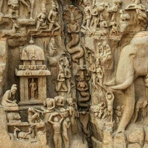 Ancient sculptures of Mahabalipuram monolithic temple, Tamilnadu, BHARAT (India) 🚩 The site has 40 ancient monuments and hindu temples , including one of the largest open-air rock reliefs in the world. The monuments were built during the pallava dynasty. #wowclubindia #sanatandharma #hinduism #hindu #tamilnadu #mahabalipuram #sculpture #architecture #ancient #art #artwork Pallava Dynasty, Thiruvanamalai Temple, Kodungallur Temple, Padmanabhaswamy Temple, Rock Temple, Virupaksha Temple Hampi, Tamil Nadu Temple Sculpture, Ancient Sculpture, Hindu Temple