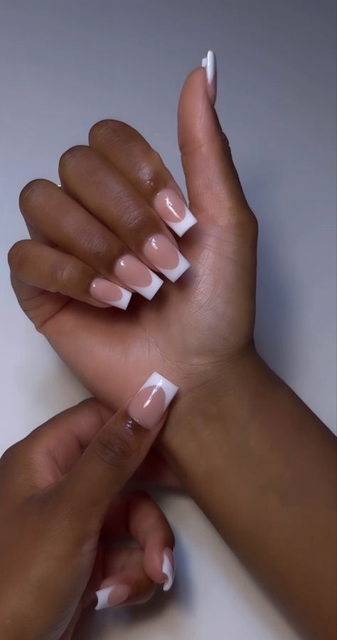 Short Nails Acrylic, College Nails, N Video, Nails Nail Art Designs, Nail Art Designs At Home, Ongles Gel French, Holiday Acrylic Nails, Easy Nail Art Designs, Colors Nails