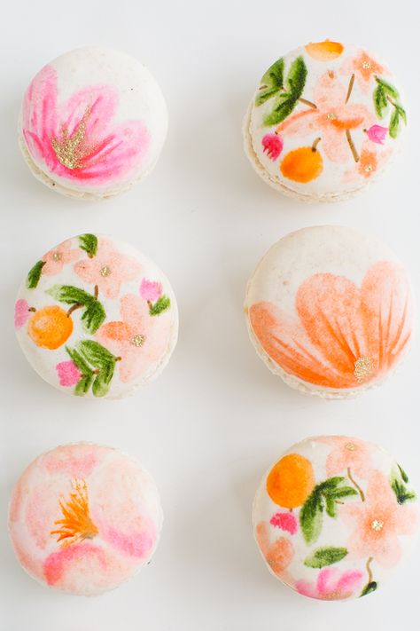 Watercolor Cookies, Diy Edible, Macaron Cookies, Paint Cookies, Macaroon Recipes, Pretty Dessert, Macaron Recipe, Wedding Desserts, Beautiful Food