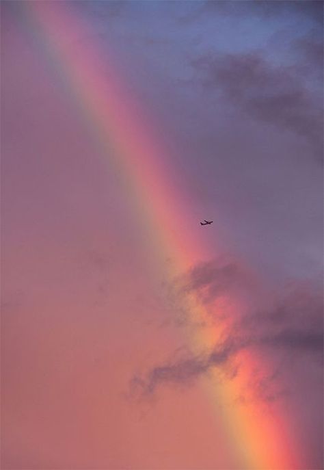 See The Good In Everything, Preston England, Strange Weather, Cloud Formations, See The Good, Iphone Wallpaper Glitter, Rainbow Magic, Photography Pics, Rainbow Sky