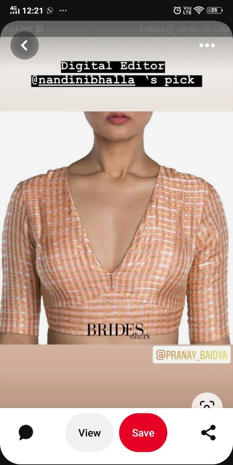 Celebrity Style Blouse Design, Blouz Design Latest, Simple Engagement Looks For Indian Bride In Saree, Kanchipuram Blouse Designs, Ethnic Blouse Designs, Front V Neck Saree Blouse, Sabyasachi Blouse Designs Pattern, Sari Blouse Designs Ideas, Blouse Designs For Heavy Breast