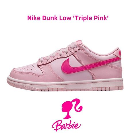 𝔅𝔩𝔞𝔠𝔎 𝔅𝔞𝔯𝔟𝔦𝔢 ❤️‍🔥🦄 on Twitter: "Wait 😍😍😍… " Nike Rosa, Jordan Rose, Dunks Outfit, Barbie Shoes, All Nike Shoes, Cute Nike Shoes, Pink Nike, Sneakers Adidas, Cute Nikes