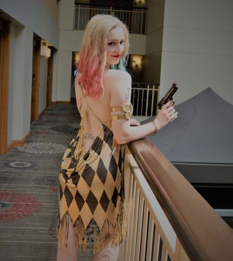 Harley club dress Harley Quinn Gold Dress, Villian Dress, Harley Quinn Dress, Dress Making Ideas, Club Scene, Harley Quinn Costume, Night Club Dress, Harley Quinn Cosplay, Outfits Dress