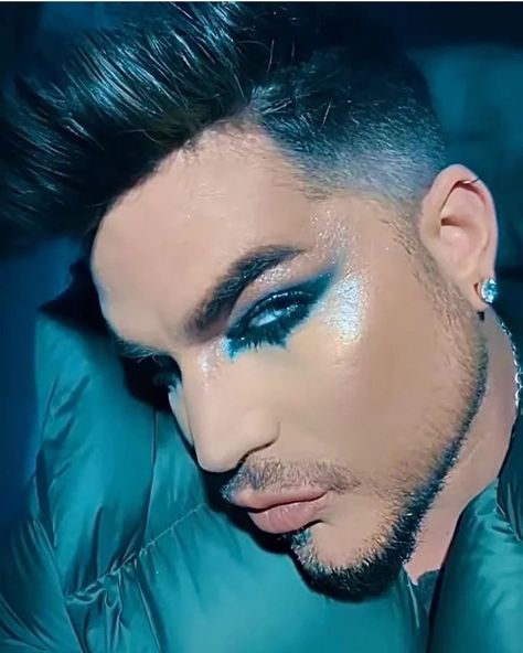 Male Makeup, Eye Makeup Art, Adam Lambert, Glam Makeup, Makeup Art, Septum Ring, Halloween Face Makeup, Eye Makeup, Nose Ring