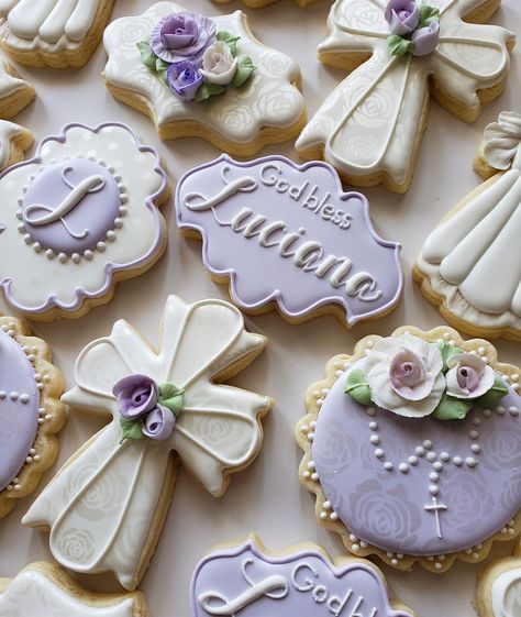 Comunion Cake, Christening Cookies, Baptism Decorations Girl, Easter Deserts, Cross Cookies, Holy Communion Cakes, Baptism Cookies, Holy Communion Party, Confirmation Cakes