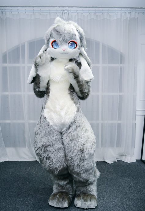 Those ears! • oh my heart how precious! Kemono Fursuit Tutorial, Rabbit Fursona, Kawaii Fursuit, Cute Fursuits, Rabbit Fursuit, Female Fursuit, Fursuit Ideas, Kemono Fursuit, Fursuit Tutorial