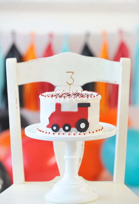 Project Nursery - Train Birthday Cake Train Birthday Party Decorations, Red Fondant, Train Birthday Theme, Train Theme Birthday Party, Train Birthday Cake, Train Birthday Party, Train Cake, Train Theme, Trains Birthday Party