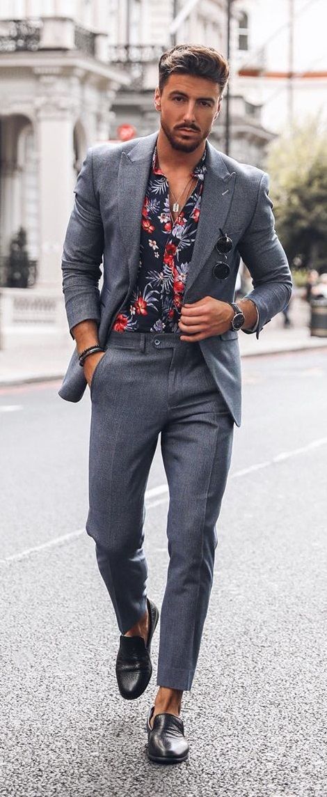 “Clothes mean nothing until someone lives in them.” #suit #greysuit #mensfashion #suitingstyle #floralshirt #blackshoes #Outfitrs Fashion Blazer Outfits, Suit Ideas, Classy Suits, Mens Fashion Blazer, Blazer Outfit, Jackets Men Fashion, Mens Fashion Classy, Stylish Mens Outfits, Mens Fashion Suits