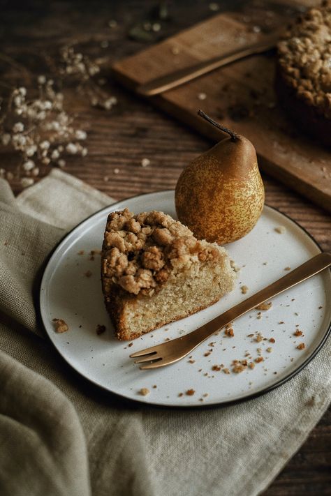 Polly Florence, Food Photography Cake, Street Style Autumn, Almond Crumble, Pear And Almond Cake, Pear Crumble, Slow Days, Pear Tart, Crumble Cake