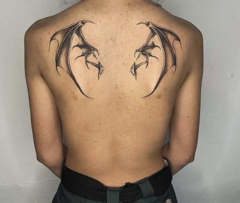 Back Tattoo Bat Wings, Bat Wing Tattoos On Back, Gothic Wings Tattoo, Demon Wings Back Tattoo, Bat Wing Tattoo Back, Bat Wings Tattoo On Back, Bat Wings Tattoo, Vampire Tattoo Designs, Fairy Wing Tattoos