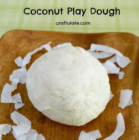 Coconut Play Dough - summer play recipe for kids Art Projects For Kids Summer, Easy Art Projects For Kids, Recipe For Kids, Summer Play, Art Projects For Kids, Playdough Recipe, Easy Art Projects, Mason Jar Crafts Diy, Easy Art