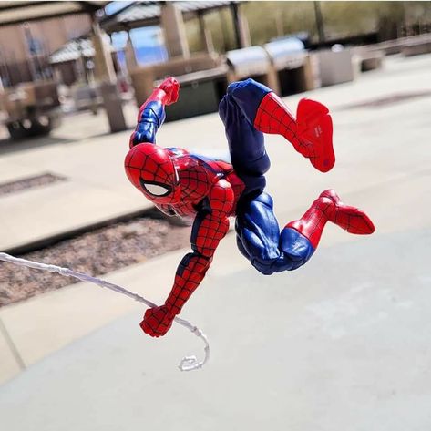 Spider Man Action Figure Poses, Spiderman Figure Poses, Action Figure Poses, Spidey Poses, Dynamic Perspective, Spiderman Poses, Spiderman Action Figure, Male Art Reference, Miles Spiderman