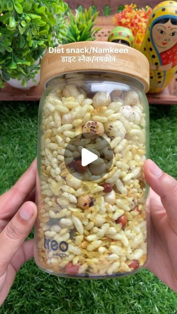 Chef Chhaya on Instagram: "Diet snack/Namkeen ki कहानी। 
.
.
#chefchhaya #diet 
#snack" Home Made Healthy Namkeen, Jar Snacks, Fat Free Snacks, Mixture Recipe, Dry Snacks, Diet Snacks, Indian Snacks, Fat Free, Diet Recipes