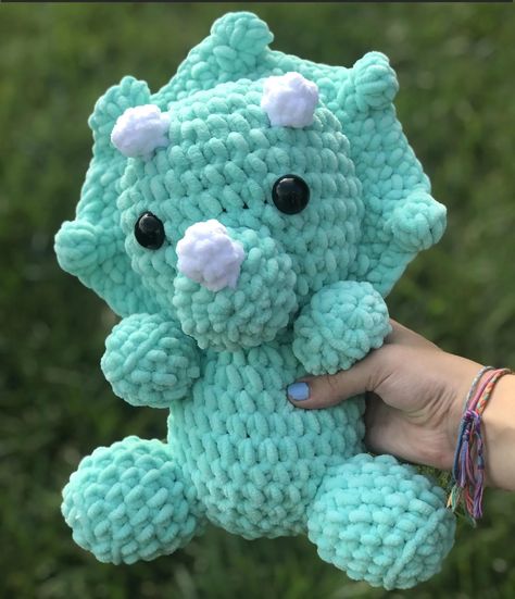 Jumbo Triceratops Dinosaur Crochet Plushie - Etsy Crochet Dinosaurs, Dinosaur Crochet, Cute Dino, Crochet Plushie, Crochet Dinosaur, Crochet Dragon, Toy Pattern, Crochet Stuff, Crochet Toy