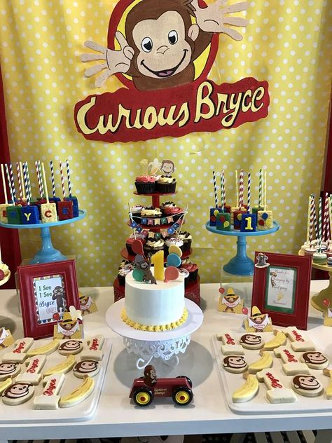 Curious George Birthday Party Ideas Cake, Curious George Birthday Party Ideas, George Birthday Party, Curious George Birthday Party, Curious George Birthday, Curious George, 1st Bday, Catch My Party, Birthday Party Ideas