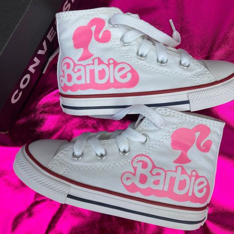 Pink Barbie Logo, Custom Converse Shoes, Barbie Theme Party, Bling Converse, Tie Sneakers, Barbie Logo, Wedding Converse, Converse Pink, Shoes Ads