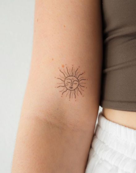 Get Inspired By 50+ Brightest Sun Tattoo Ideas In 2024 — InkMatch Tiny Sun Tattoo, A Sun Tattoo, Small Sun Tattoo, Cool Minimalist Tattoos, Sun Tattoo Ideas, Rich Gifts, Japanese Goddess, Sunshine Tattoo, Tattoo Prices