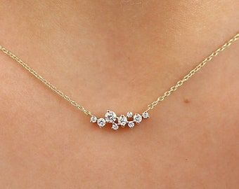 Bridal Jewelry Diamond, Unique Diamond Pendant, Formal Necklace, Simple Bridal Jewelry, Bezel Set Necklace, Diamond Solitaire Earrings, Diamond Pendants Designs, Dainty Diamond Necklace, Diamond Necklace Designs