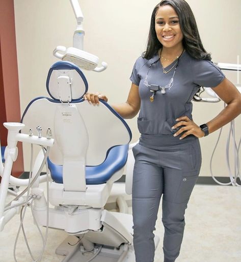 Black Dentist Women, Dental Hygienist Black Women, Black Dental Hygienist Aesthetic, Black Dentist Aesthetic, Black Dental Hygienist, Female Dentist Aesthetic, Dental Assistant Aesthetic, Black Dentist, Ankara Jumpsuits For Women