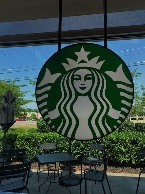 Green aesthetic Starbucks logo Starbucks Bloxburg, Starbucks Sign, Starbucks Funny, Coffee Names, Funny Logo, Starbucks Logo, Coffee Logo, Youtube Thumbnail, Starbucks Coffee