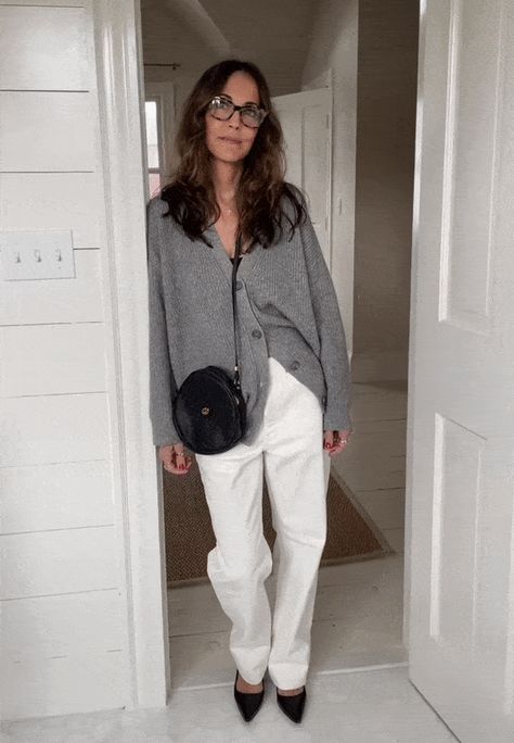 This 50-Year-Old Mom Went Viral on TikTok for Her Style | Who What Wear Viral On Tiktok, Old Outfits, Style Essentials, Mum Fashion, Flowy Pants, Cotton Suits, Fashion People, Mom Outfits, Mom Style