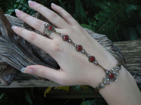 red swaroski slave bracelet Panjas Bracelet, Hand Flower, Funky Jewelry, Hand Chain, Filigree Ring, Fantasy Jewelry, Gothic Jewelry, Dream Jewelry, Jewelry Inspo