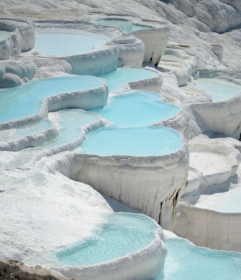 Pamukkale and Hierapolis - see the Cotton Castle without the crowd Turkish Travel, Itinerary Ideas, Pamukkale, Natural Pool, Turkey Travel, Travel Inspo, Pretty Places, Travel Aesthetic, Hot Springs