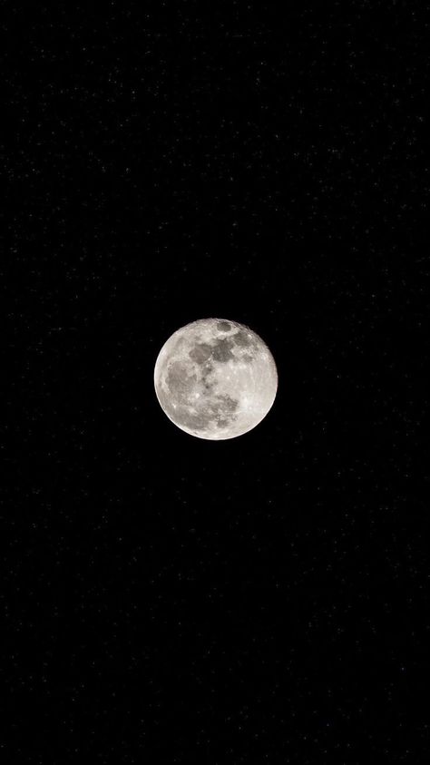 Full Moon Photography, Moon And Stars Wallpaper, Moonlight Photography, Black Phone Wallpaper, Ios Phone, Moon Photography, Star Wallpaper, Beautiful Moon, Black And White Aesthetic