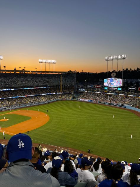 doger girl doger night dodger aesthetic doger date night baseball baseball night Dodger Game Aesthetic, Mlb Wife Aesthetic, Dodgers Aesthetic, Mlb Aesthetic, Mlb Dodgers, Mlb Wallpaper, Dodger Game, Life Dump, Lifestyle Goals