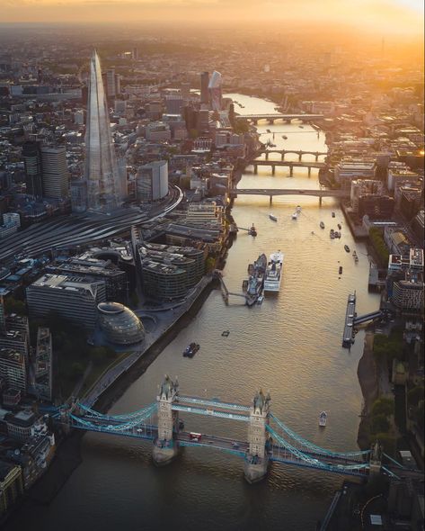 London, UK ❤ 📷: [instagram.com/skeyelad] London Dreams, London Baby, Sky Garden, London Town, Visit London, London Photos, City Landscape, Disney World Vacation, London United Kingdom