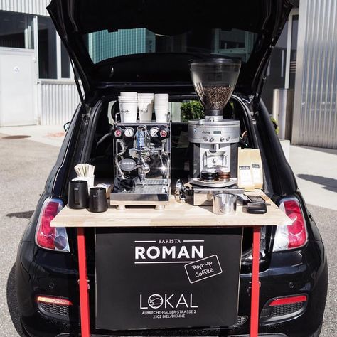 Mobile Coffee Bar, Toko Parfum, Backyard Cafe, Mobile Ideas, Cafe Barista, Mobile Coffee Shop, Coffee Trailer, Mobile Food Cart, Small Coffee Shop