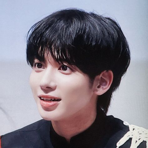 txt taehyun icon ♡crisp_shark Taehyun Oreo Hair, Taehyun Boba Eyes, Cheesy Tteokbokki, Taehyun Pics, Yeonjun And Taehyun, Boba Eyes, Cute Txt, Txt Taehyun Icon, Terry Kang