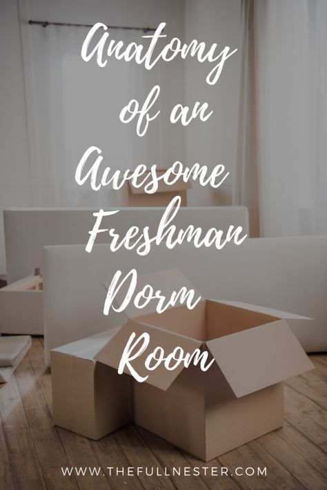 Freshman Dorm Room, Dorm Planning, Dorm Room Checklist, First Day Of College, Room Checklist, Freshman Dorm, Makeup Tumblr, College Stuff, College Tips