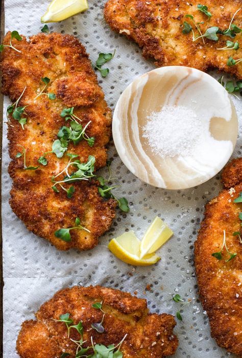 The Best Crispy Chicken Cutlets Awesome Dinner Ideas, Turkey Cutlets Recipe, Italian Chicken Cutlets, Sliced Chicken Breast Recipes, Best Crispy Chicken, Turkey Cutlet Recipes, Crispy Chicken Cutlets, Dinner List, Crispy Chicken Breast