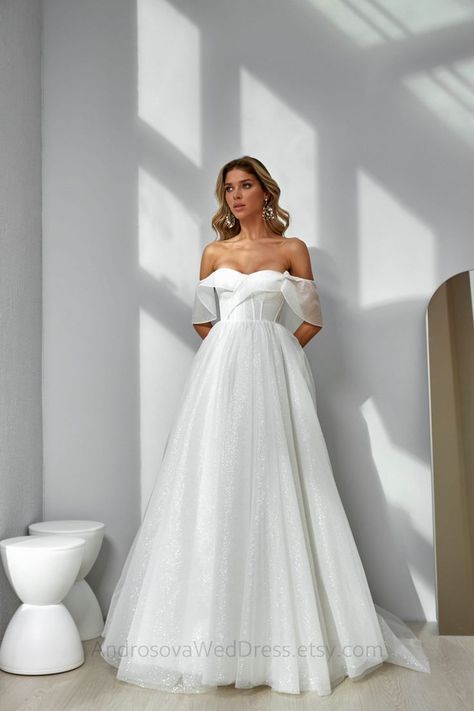 Gown Off Shoulder, Romantic Gown, Light Wedding Dresses, Delicate Gown, Wedding Dress Tulle, Modern Bridal Gowns, Shoulder Wedding Dress, Off Shoulder Wedding Dress, Amazing Wedding Dress